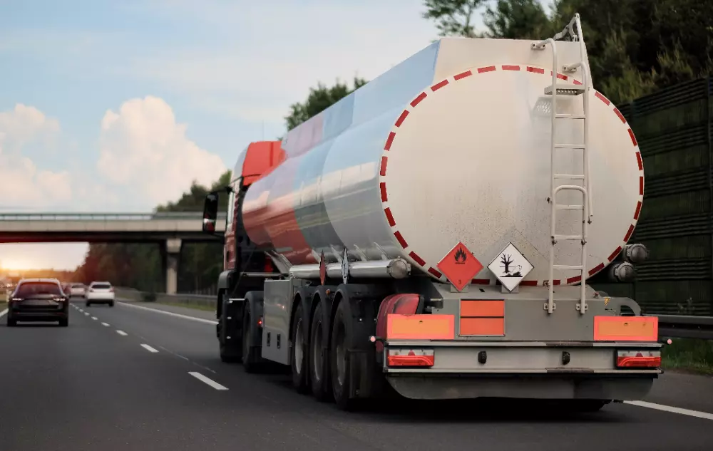 Transporte rodoviario de materiais perigosos